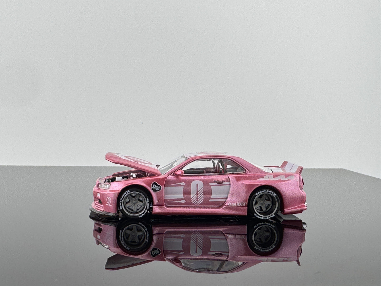 KAIDO HOUSE MINIGT NISSAN SKYLINE GT-R R34 KAIDO RACING FACTORY V1 PINK