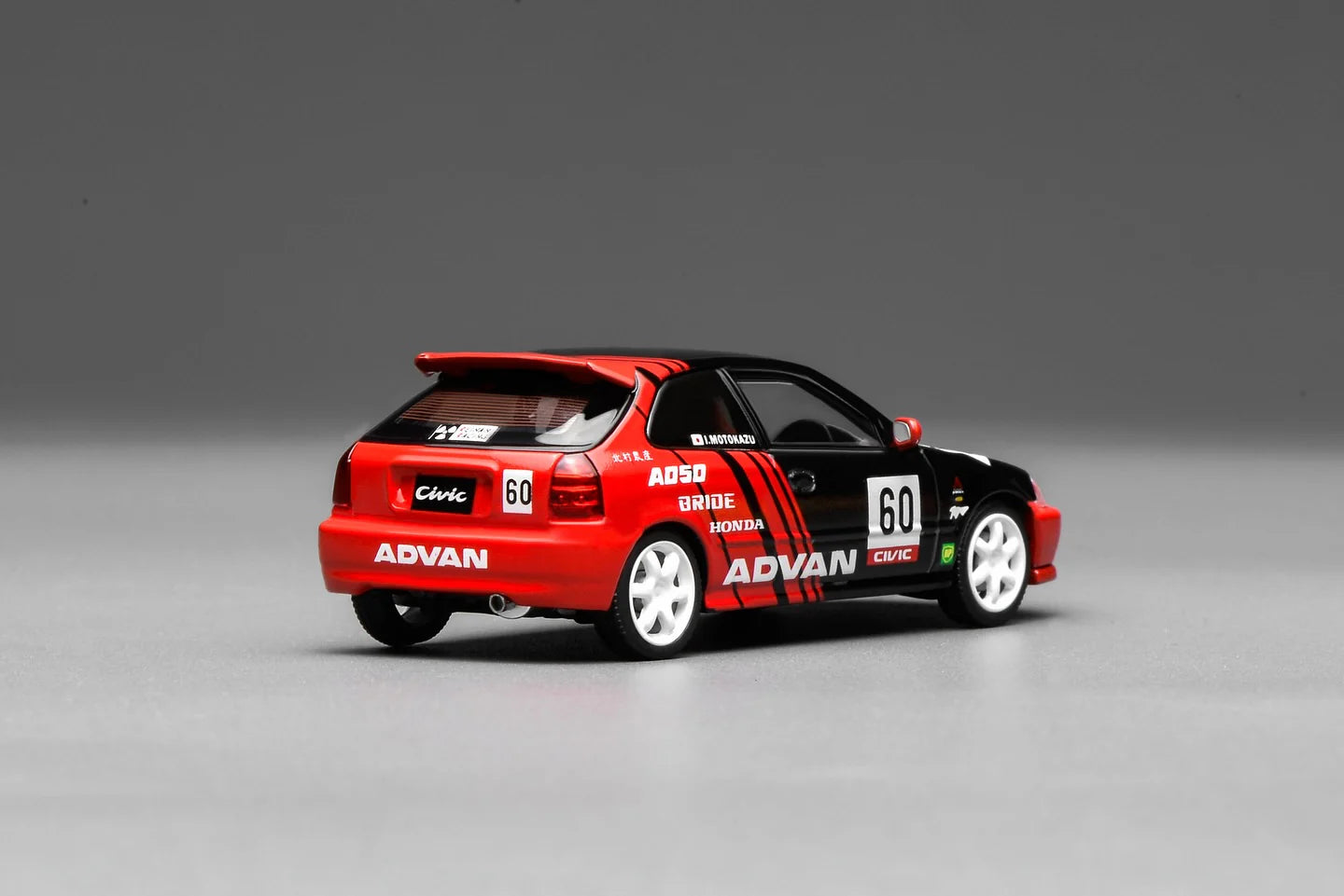 Motorhelix 1/64 Honda Civic TYPE R (EK9) Red-Black Livery M65026