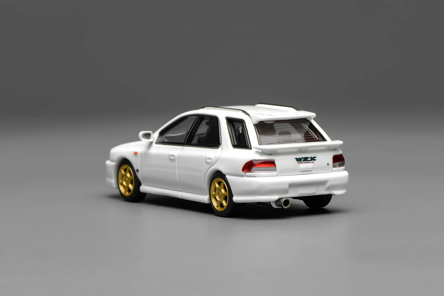 Motorhelix 1/64 Subaru Impreza Wagon WRX STi Version VI (GC8) Pure White